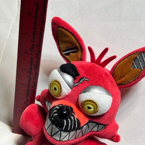 Funko Five Nights at Freddy’s Nightmare Foxy Plush 2016 FNAF 8” Read Tag Damage - Picture 7 of 9